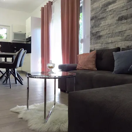 Apartman Niko Sinj