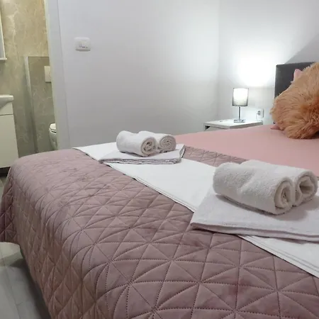 Apartament Apartman Niko *